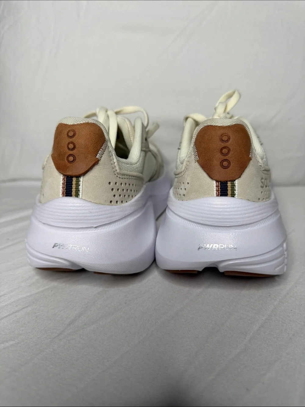 Saucony lightweight pwrrun